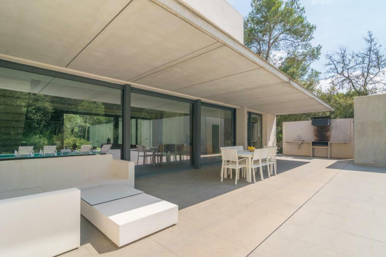 Alzina Villa *